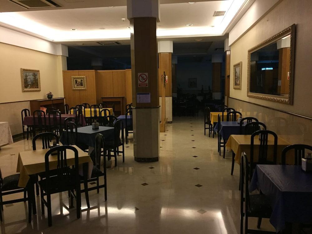 Hotel Ciudad De Fuenlabrada Dış mekan fotoğraf