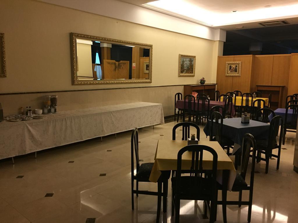 Hotel Ciudad De Fuenlabrada Dış mekan fotoğraf