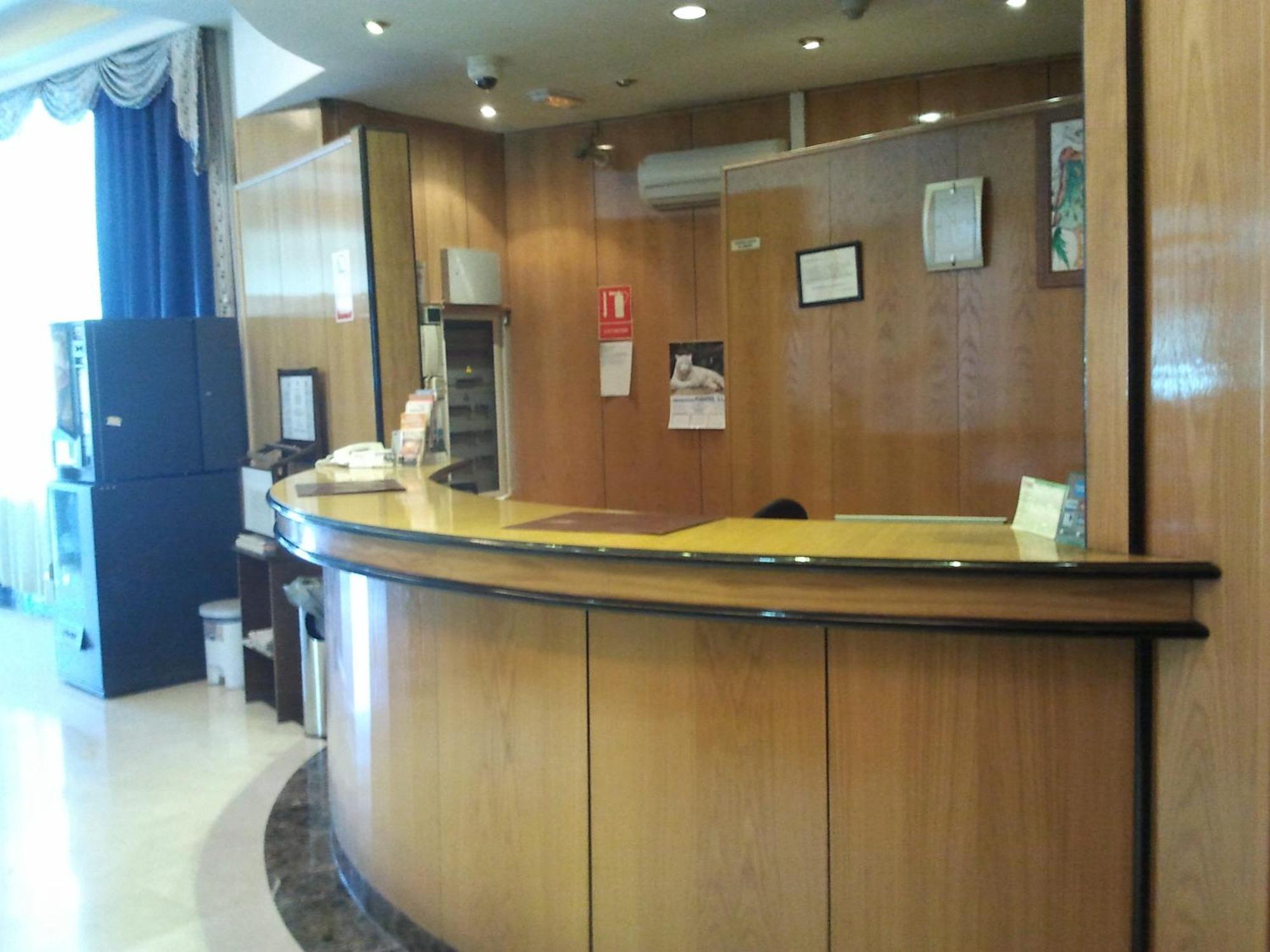 Hotel Ciudad De Fuenlabrada Dış mekan fotoğraf